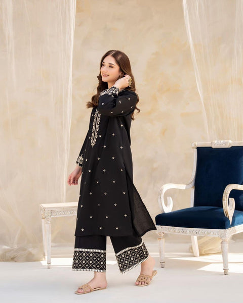 Black Hock Embroidered - 2 Piece